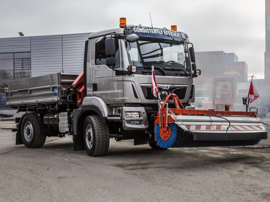  MAN TGM 13.290 FAEK 4x4 BL 2012 года  (фото 2 из 4)